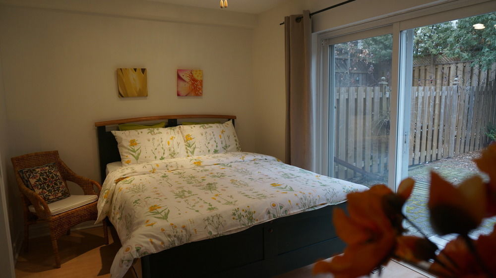 Margie Townhome Suites Toronto Exteriör bild