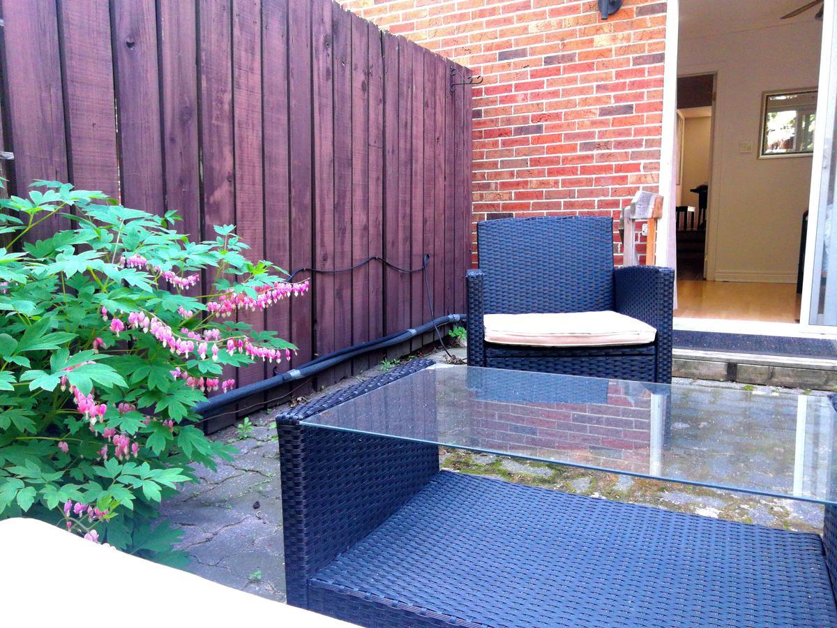 Margie Townhome Suites Toronto Exteriör bild